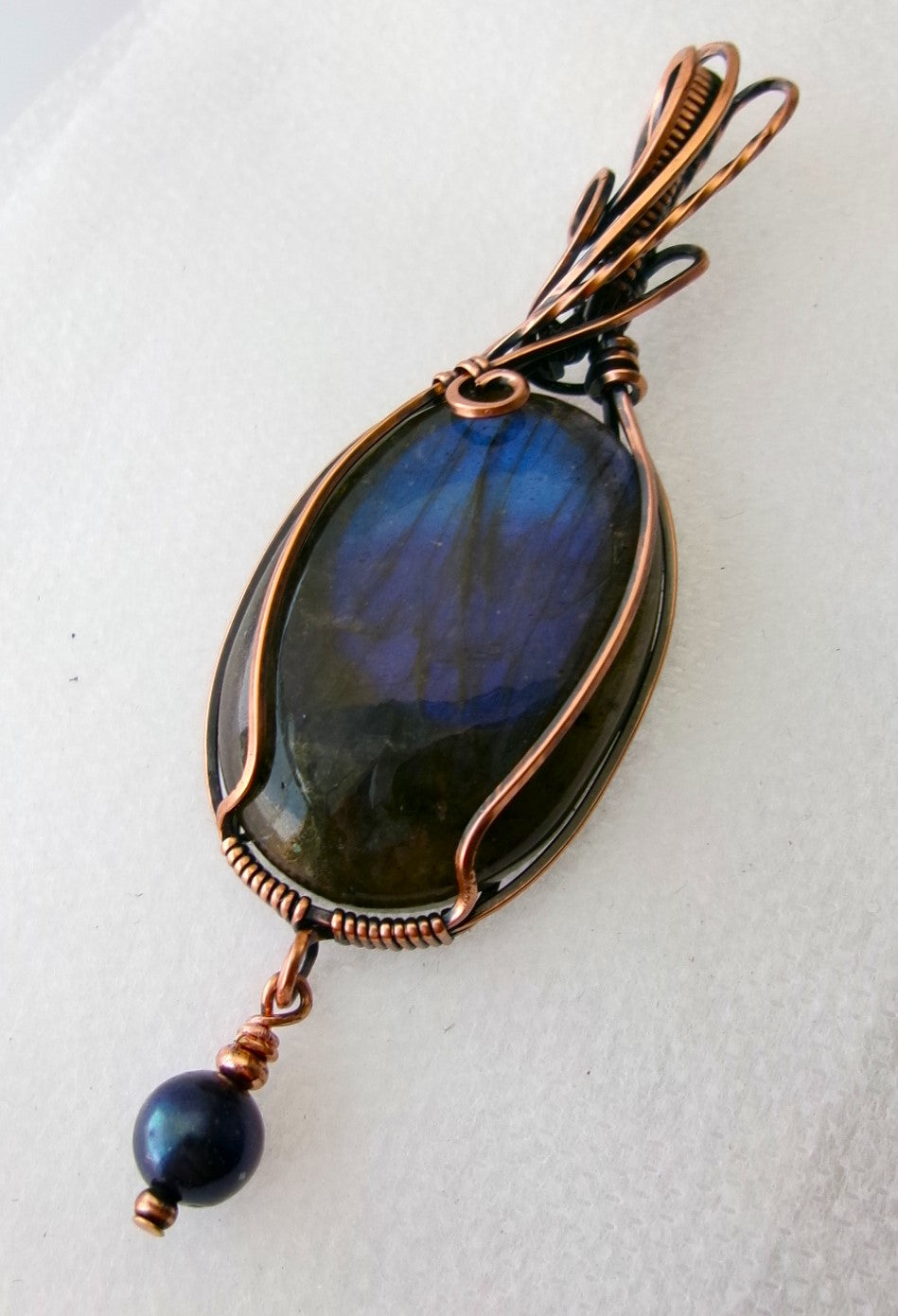 Labradorite gemstone copper wire wrapped crystal pendant with black freshwater pearl dangle