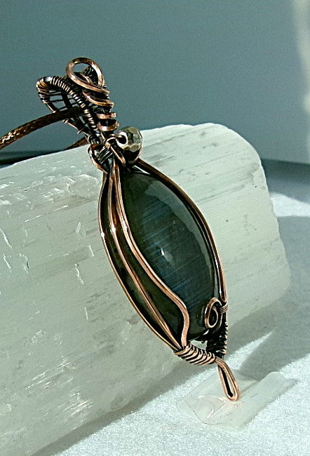 Labradorite gemstone copper wire wrapped crystal pendant with silver accent bead